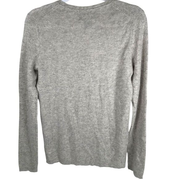 Tahari Gray 100% 2-Ply Cashmere Crewneck Sweater Women’s Size medium - Picture 2 of 5